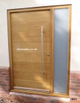 Contemporary Oak Door HB42