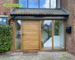 contemporaryfrontdoor-sidescreens-oak-fhb114